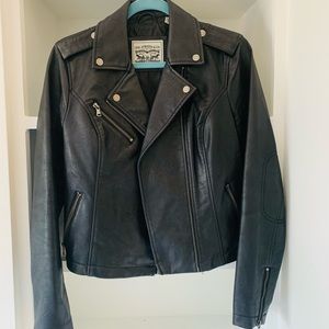 Levi Strauss women’s black leather jacket